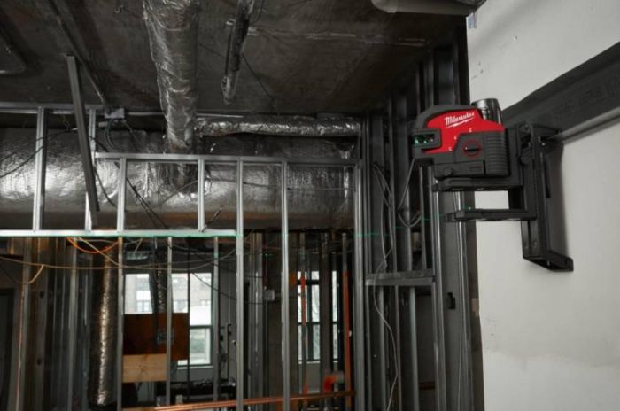 Акк. Лазерний нівелір 4 точковий M12 CLL4P-301C