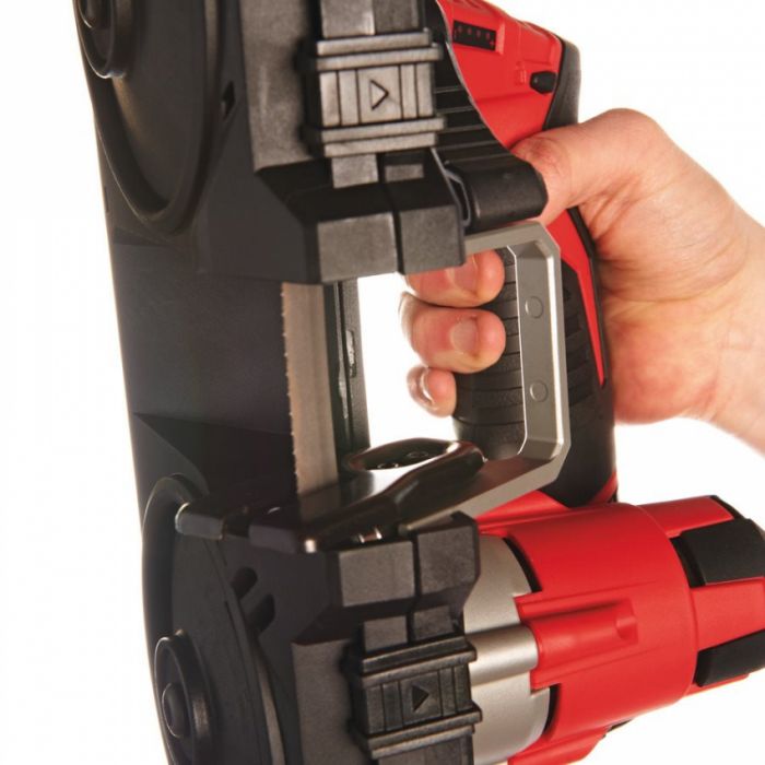 Акумуляторна стрічкова пилка MILWAUKEE M12 BS-402C MILWAUKEE