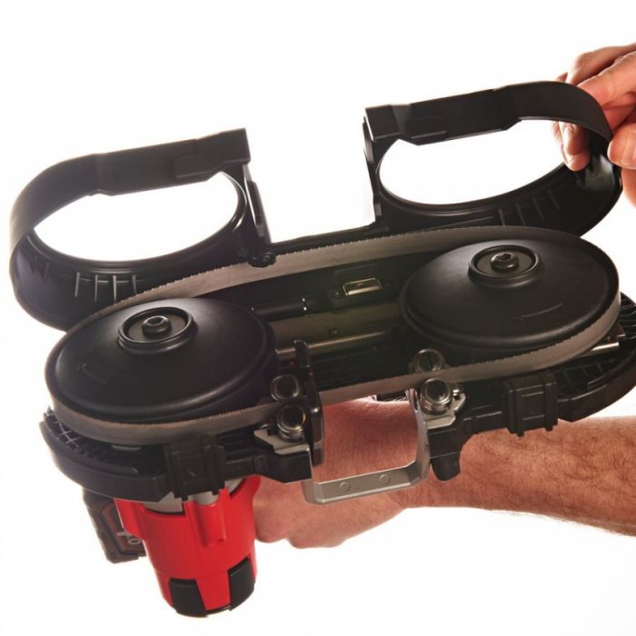 Акумуляторна стрічкова пилка MILWAUKEE M12 BS-402C MILWAUKEE