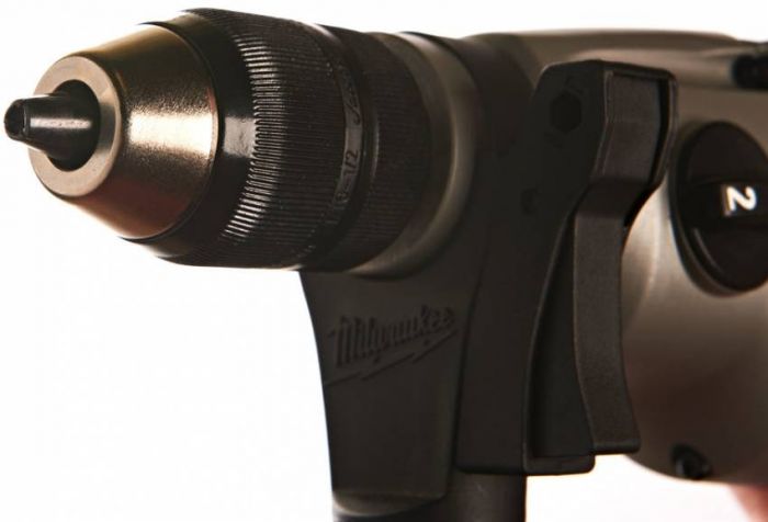 Дриль з ударом двошвидкісний MILWAUKEE, PD2E 24 R, 1020Вт