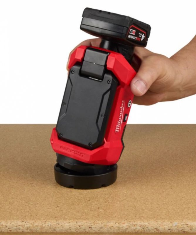 Ліхтар акумуляторний MILWAUKEE, M12 ALIP-0