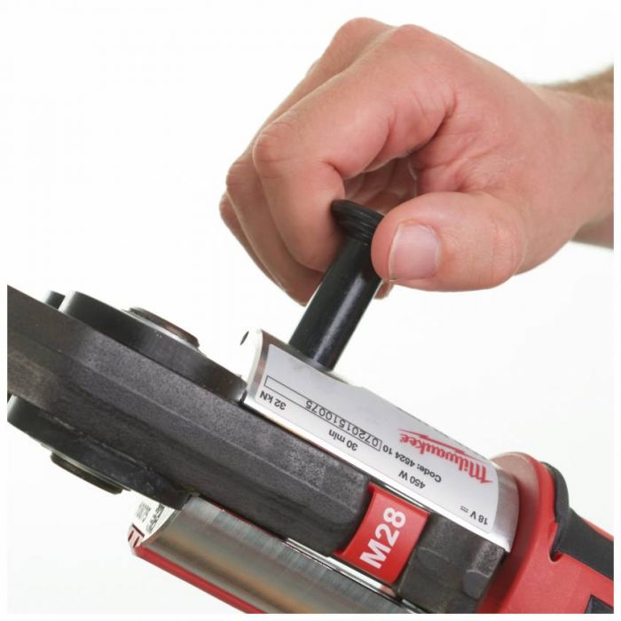 Обжимник гідравлічний акумуляторний для труб MILWAUKEE M18 BLHPT-202C ( зарядний пристрій, 2 акум.X M18 B2 (2Ач)