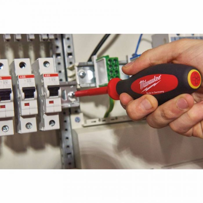 Викрутка VDE діелектрична MILWAUKEE PH2х100мм