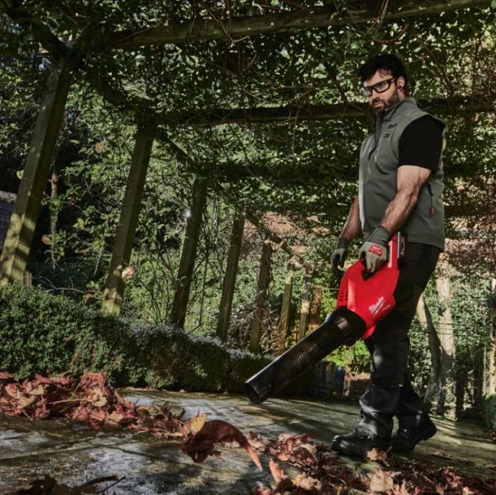 Повітродувка акумуляторна MILWAUKEE M18 FBLG3-802 (ЗП+2ак.Х8Аг) FORGE™