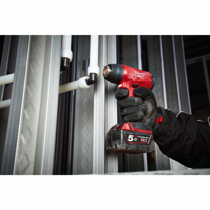 Термоповітря акумуляторна MILWAUKEE, M18 BHG-502C ( заряд.пристрій, 2 акум.Х 5Ач, сумка)