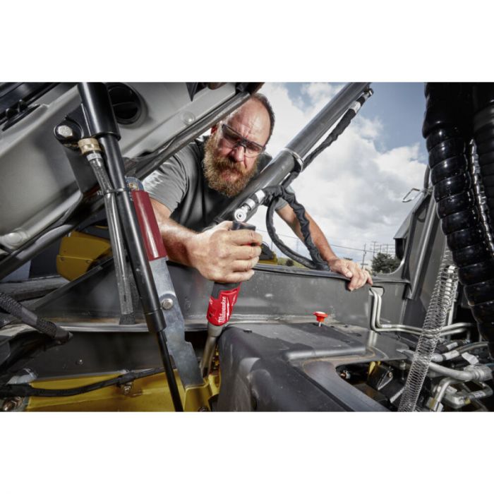 Високошвидкісна акумуляторна тріскачка FUEL™ 1/4 дюйма, довга M12 FHIR14LR-0 MILWAUKEE