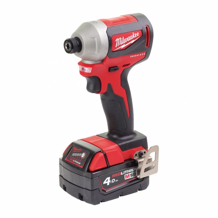 Гвинтоверт акумуляторний 1/4" HEX MILWAUKEE, M18 CBLID-402C, 180Нм, (зарядний пристрій, 2 акум.Х 4Ач, кейс)